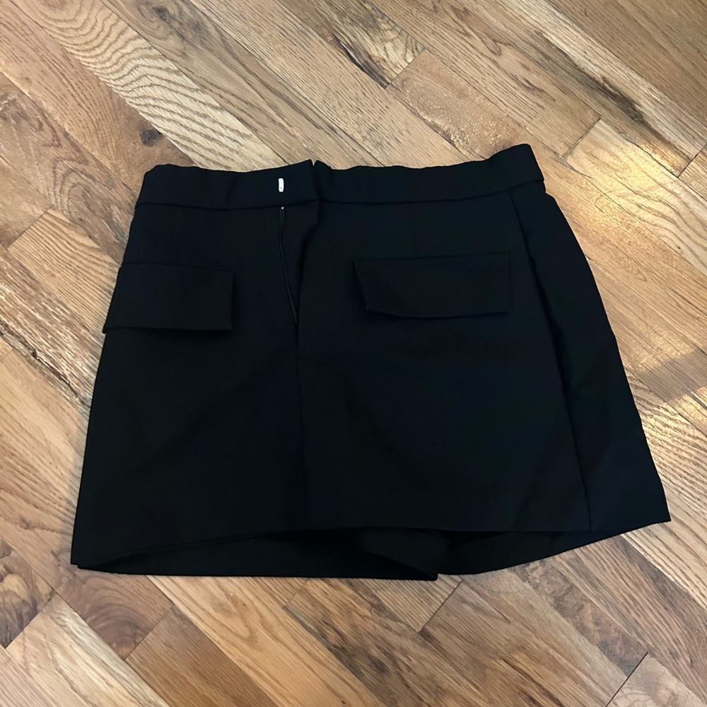 Zara Black Mini Skort with Front Flap Pockets